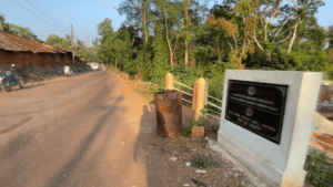 (Roads) Hot mixing of roads in mining affected areas
