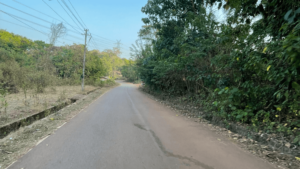 (Roads) Hot mixing of roads in mining affected areas