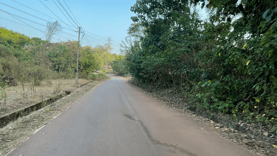 (Roads) Hot mixing of roads in mining affected areas