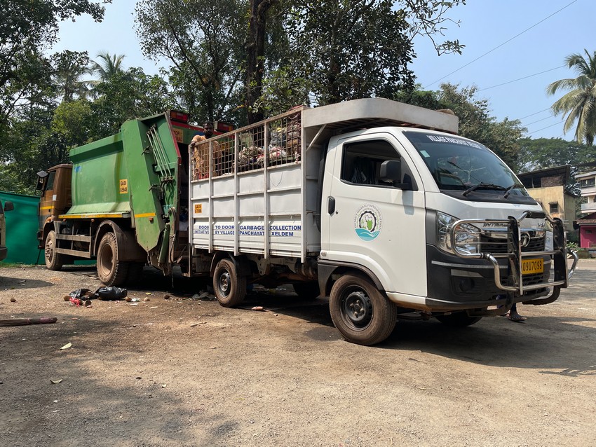 Purchase of Garbage Collection Vehicle Xeldem